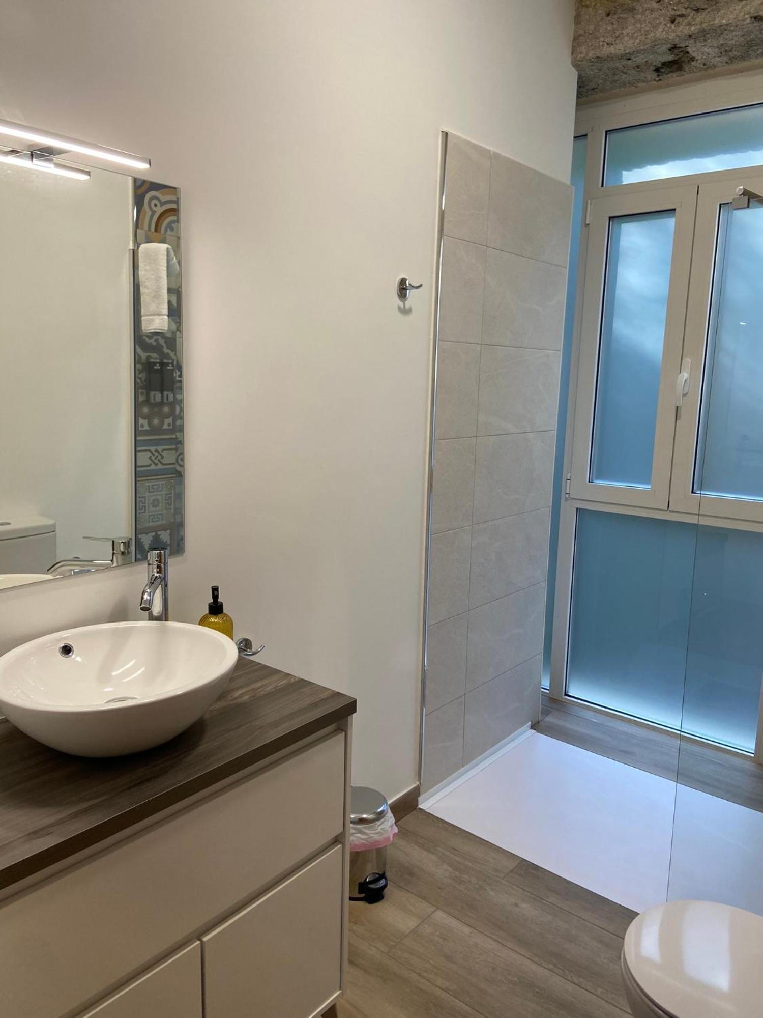 Reginita Apartamentos Arbo Esterno foto